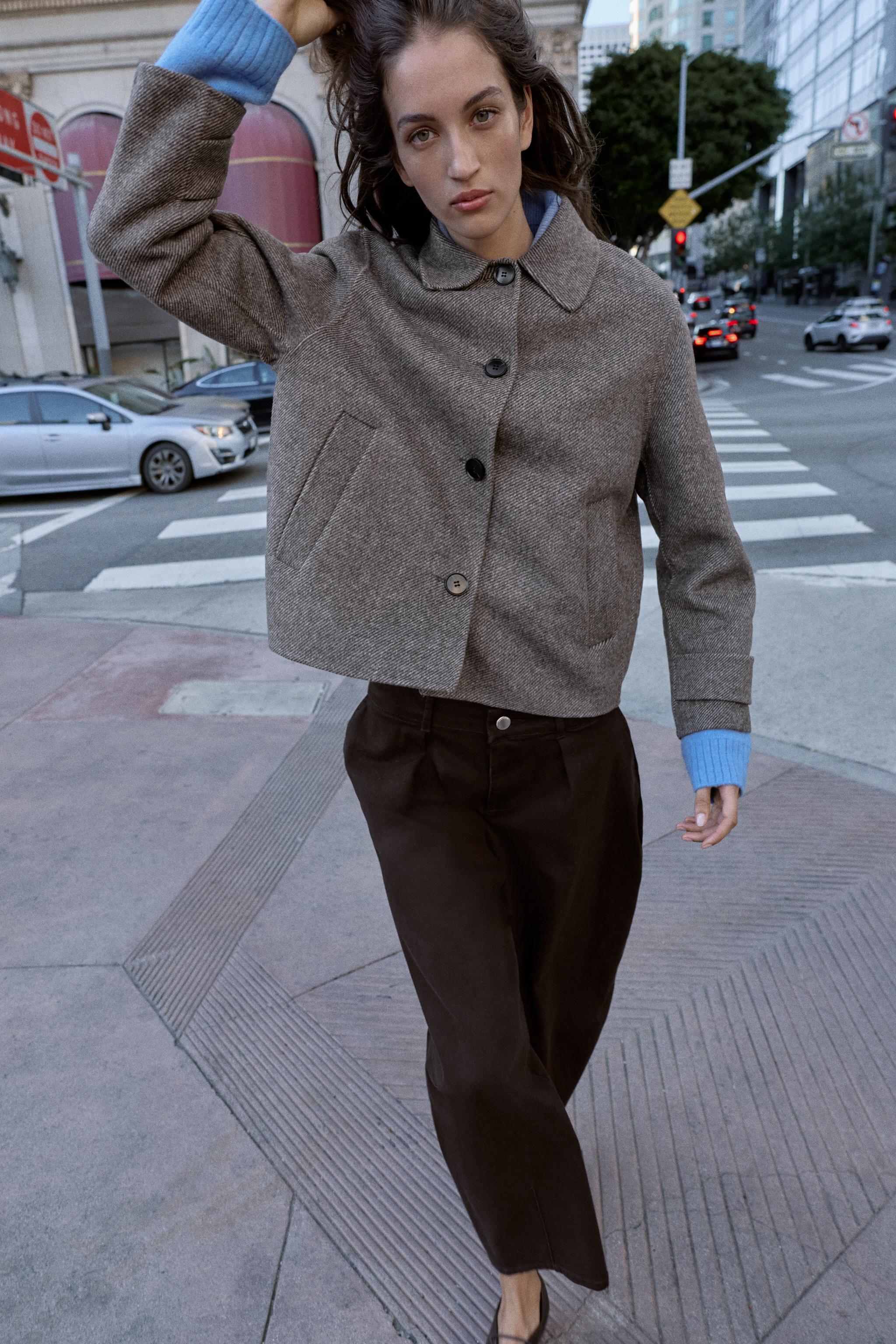 MANTEAU COURT AVEC LAINE